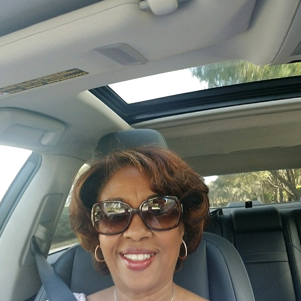 Meet your Posher, Marisa